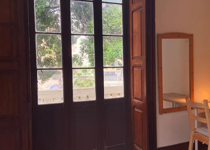 Comfortable In Historic Casa Quesada Shared House Gasthof