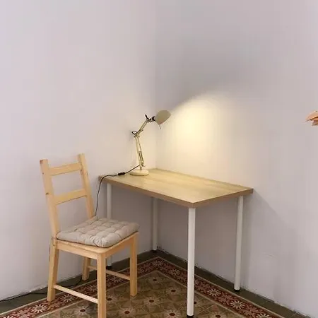 Мини-отель Comfortable In Historic Casa Quesada Shared House Лас-Пальмас-де-Гран-Канария