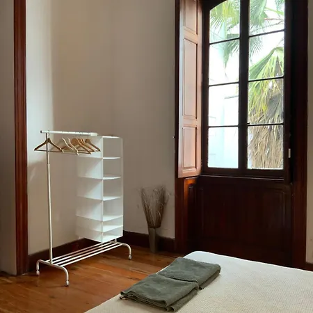 Small Double In Shared Colonial