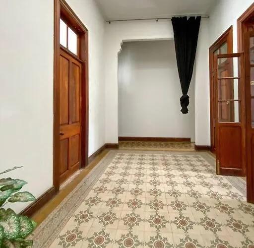 Kro Comfortable In Historic Casa Quesada Shared House *