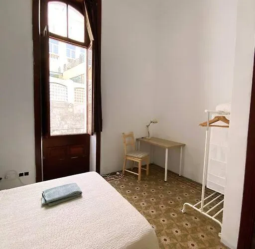 Kro Comfortable In Historic Casa Quesada Shared House