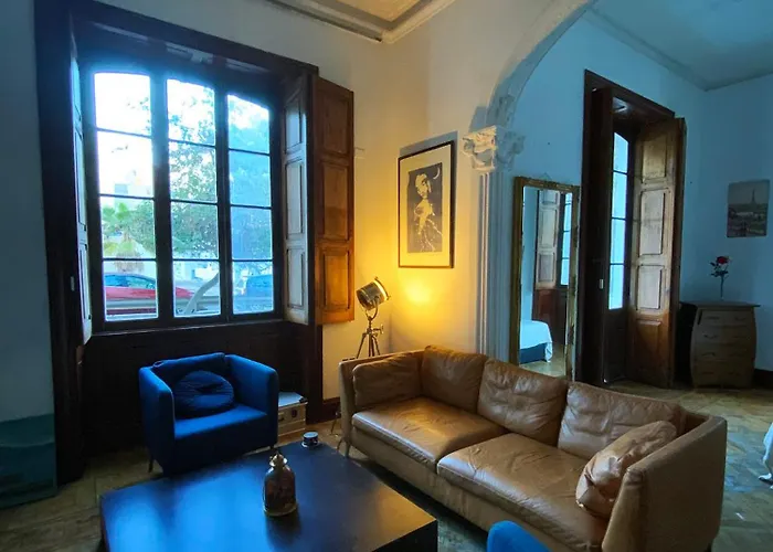 Comfortable In Historic Casa Quesada Shared House Kro Las Palmas de Gran Canaria