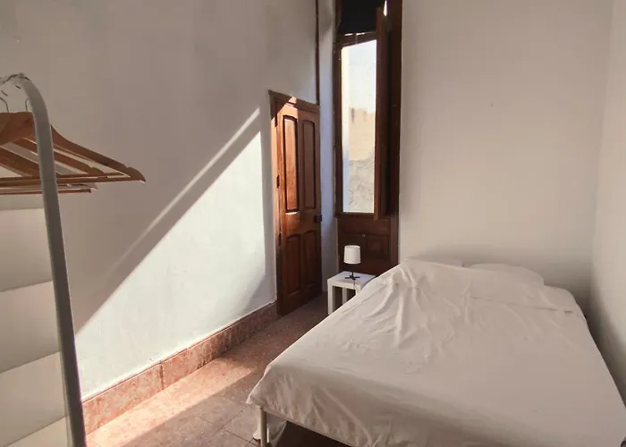 Comfortable In Historic Casa Quesada Shared House Kro *