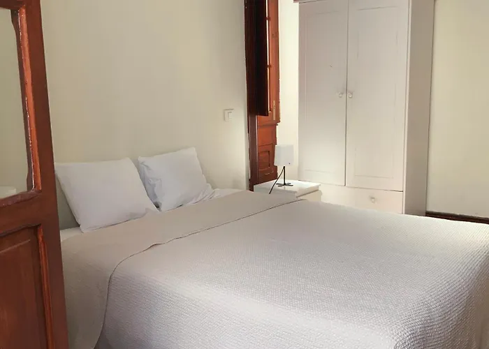 Comfortable In Historic Casa Quesada Shared House Kro *