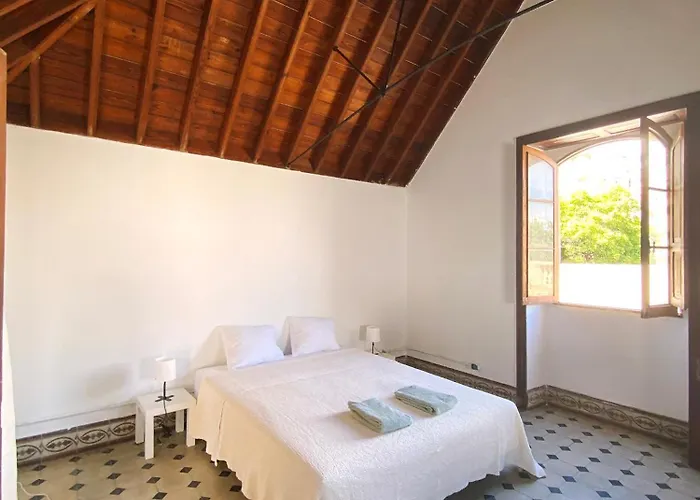 Comfortable In Historic Casa Quesada Shared House Kro